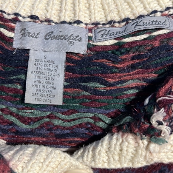 First Concepts Womens Hand Knitted Cardigan Sweater Size Small - Picture 8 of 8